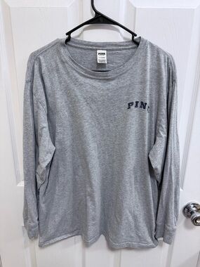 PINK Victoria's Secret Long-Sleeve Crewneck Shirt - Heather Gray, Size Large